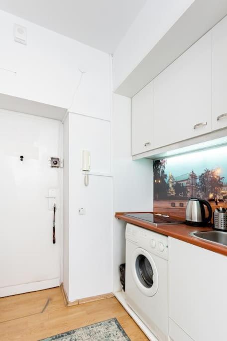Miodowa 12, Old Town / 200 M From Castle Square Apartment Warsaw Exterior photo